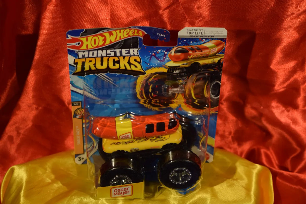 HOT WHEELS "Oscar Myer Wiener Mobile"