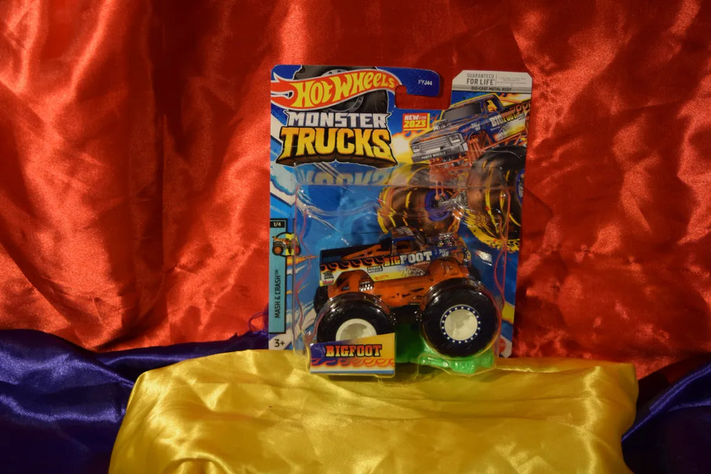 BIG FOOT SMASH N CRASH