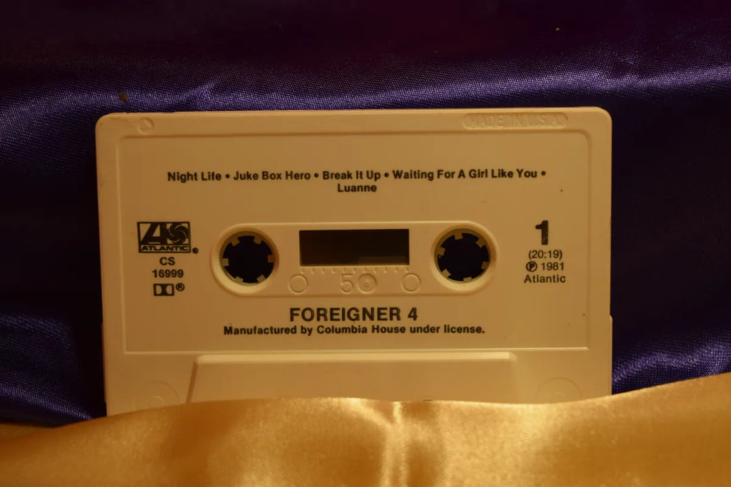 FOREIGNER 4