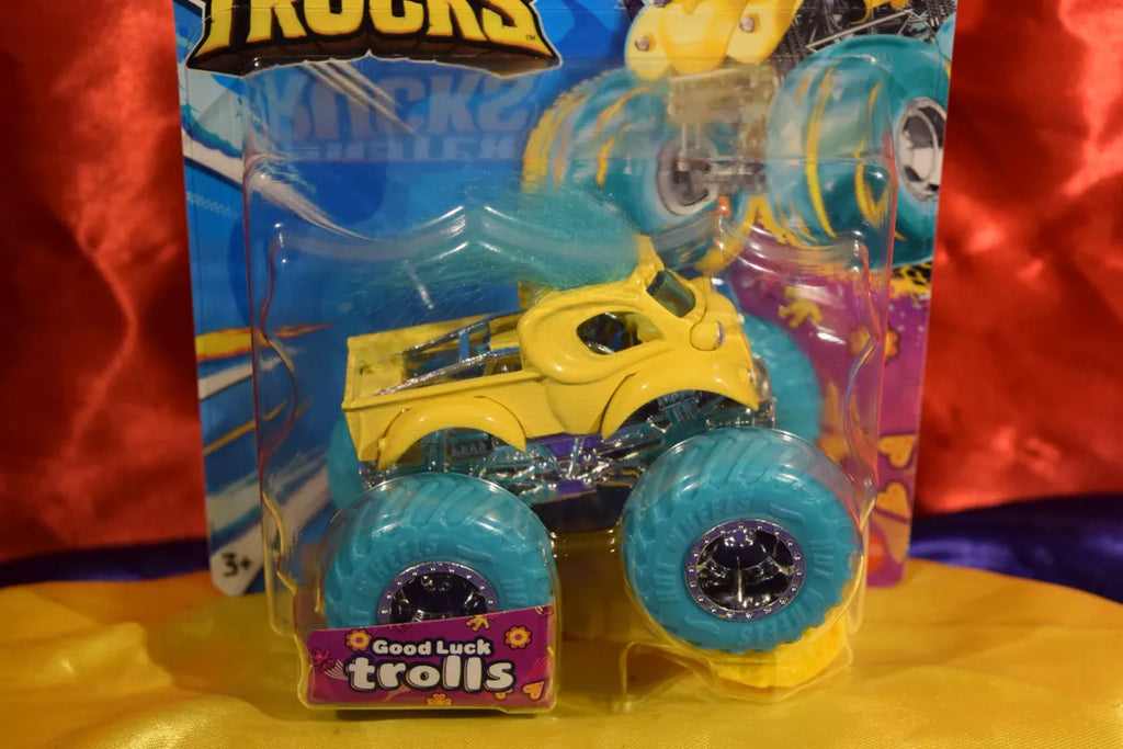 TROLLS