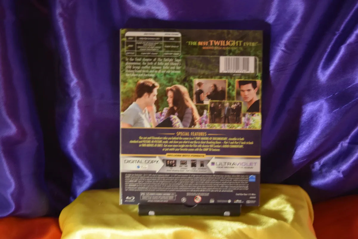 THE TWILIGHT SAGA "breaking dawn" Part 2