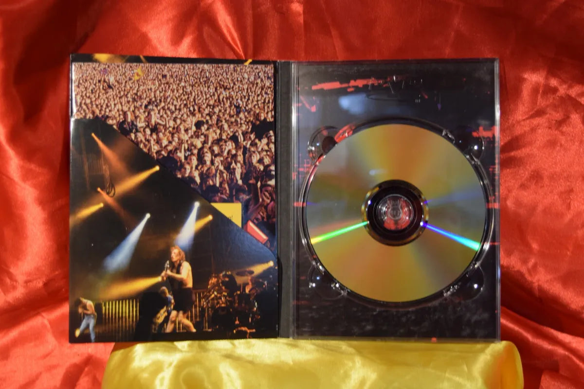 AC/DC LIVE AT DONINGTON