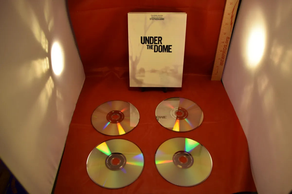 UNDER THE DOME "the complete 1st season"