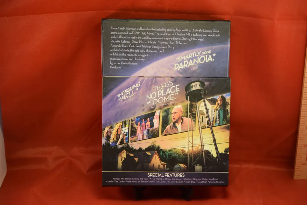 UNDER THE DOME "the complete 1st season"