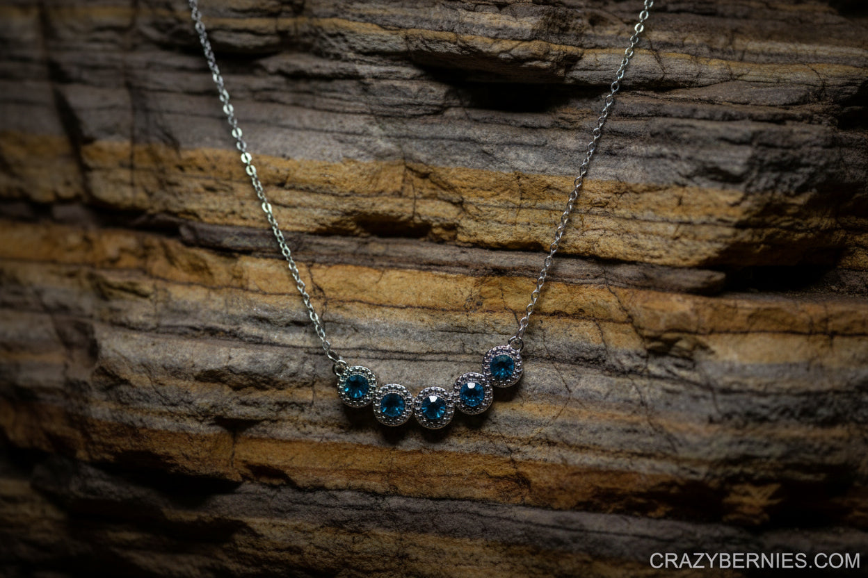 silver plated glass stone necklace 20'