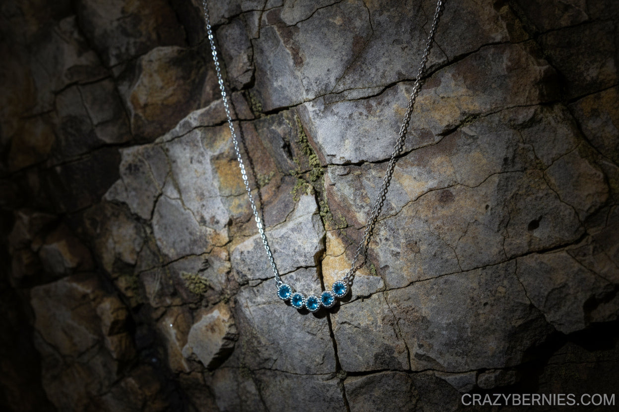 silver plated glass stone necklace 20'