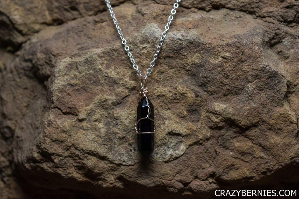 vintage onyx pendent necklace