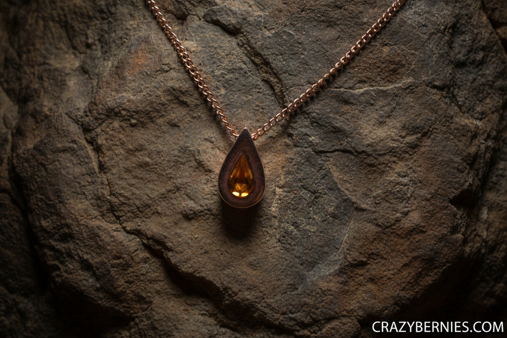 vintage Avon pendant necklace