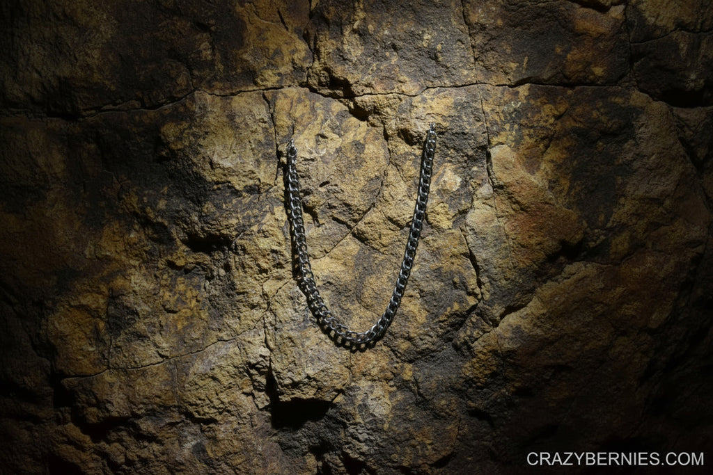 SILVER COLORED ALLOY BRACELET