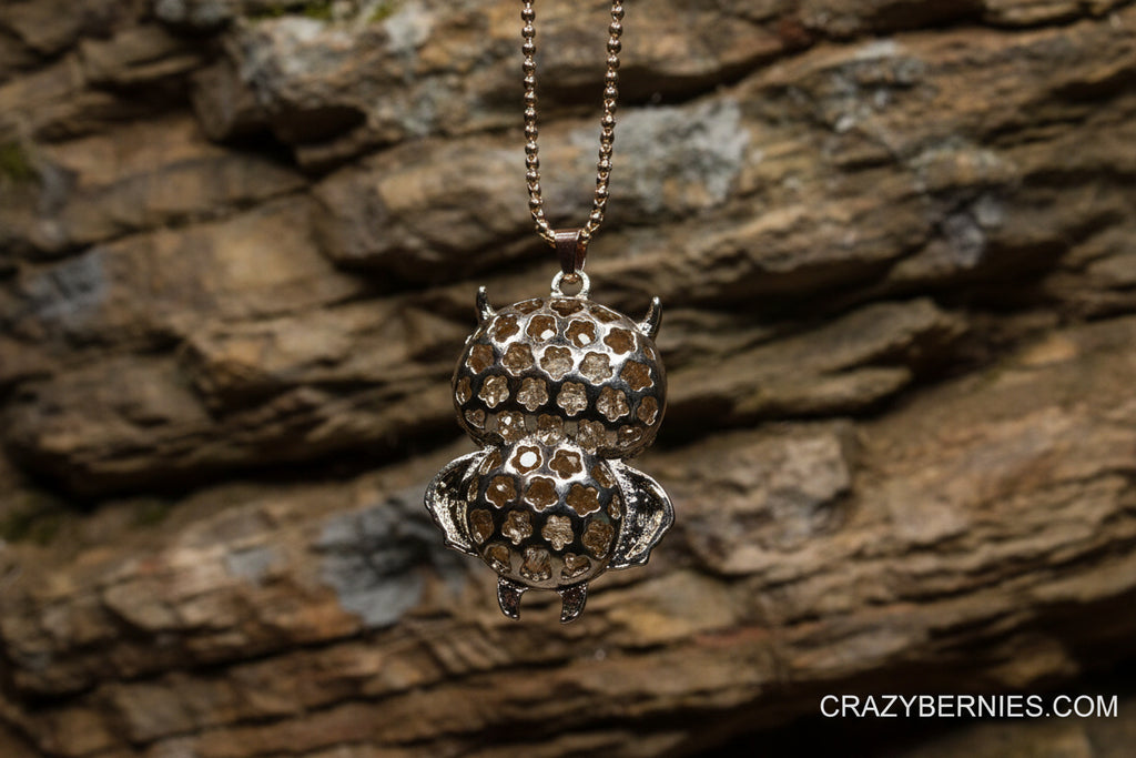 classic gold tone and rhinestone owl pendant
