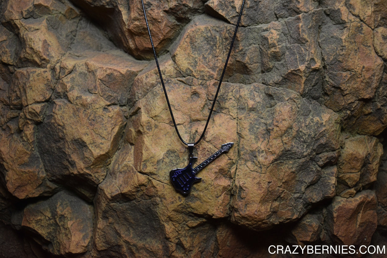 tnt creations metal alloy guitar pendant 18'