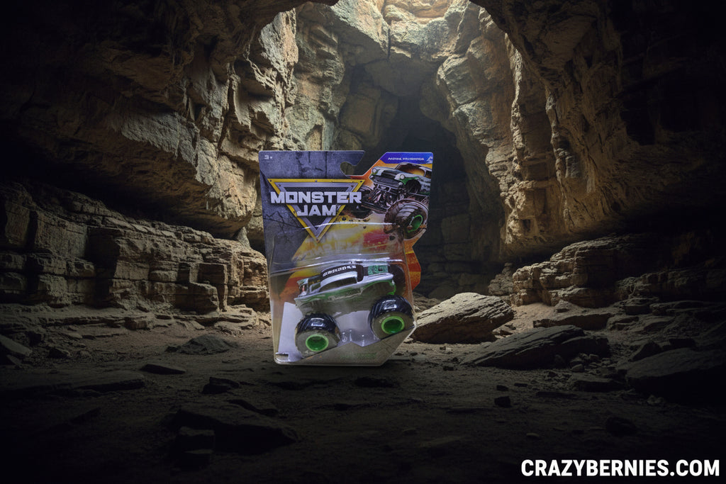 HOT WHEELS / MONSTER JAM AVENGER series 44