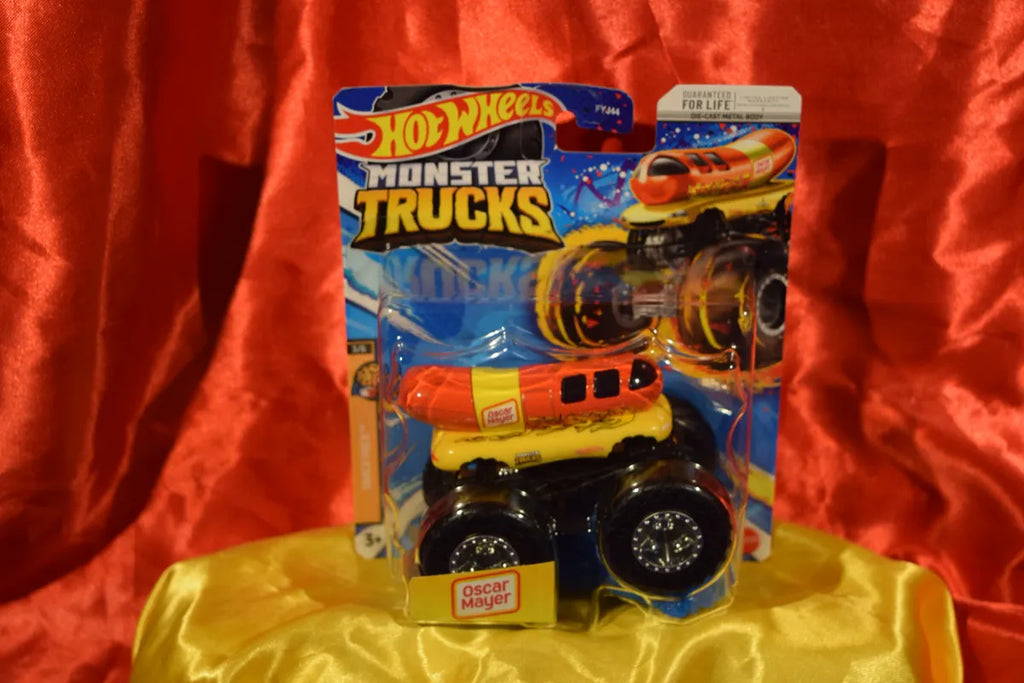 HOT WHEELS "Oscar Myer Wiener Mobile"
